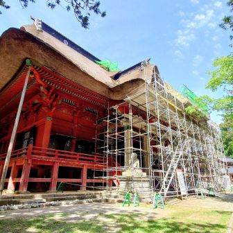 以前来た時は
全面修繕中でしたが
現在はこの通り

早速大好きな【千佛殿】にて
仏像に囲まれ
至福のひととき♪