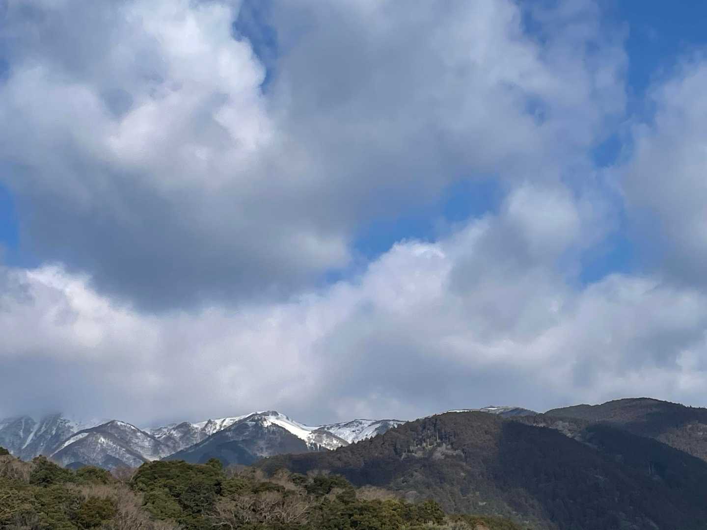 鈴鹿の山並みが綺麗に見えます
