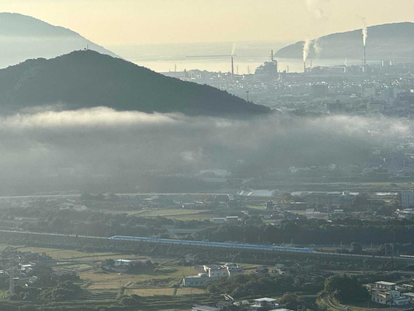 4合目展望岩から
雲海とせとうちブルー号