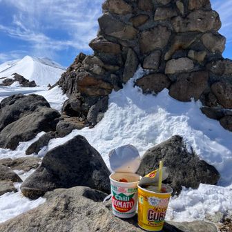 緩み待ちでラーメンタイム。