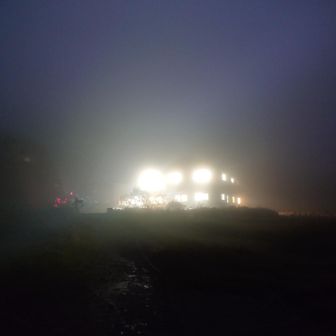 いよいよ最終日
16時からバケツをひっくり返したような雨が一晩中続く
3時に出発する予定が雨で二度寝💤