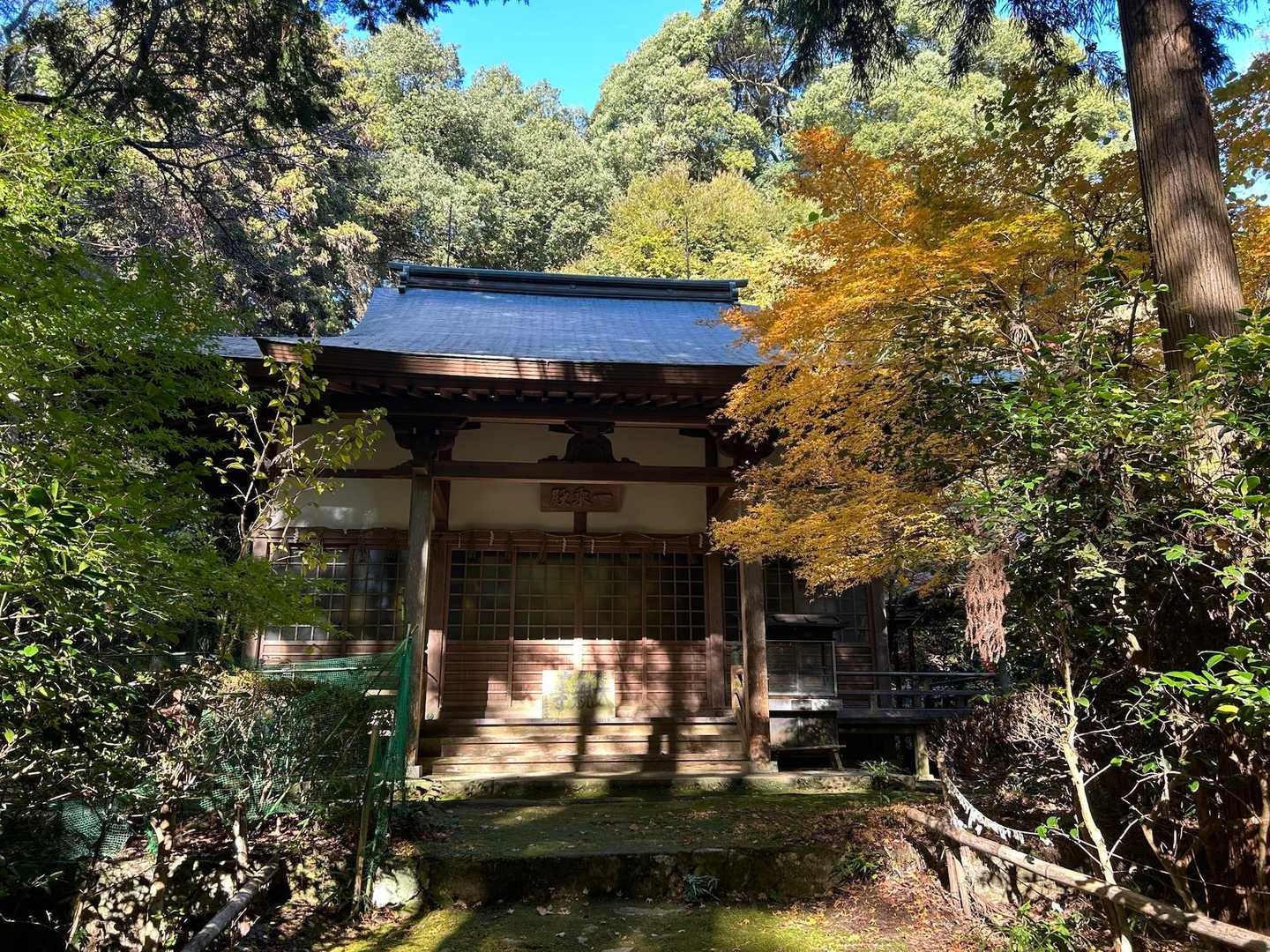 何故かラジオがずっと流れていました（笑）