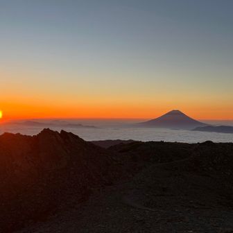 なんとか間に合いましたー
素晴らしいご来光🌅
