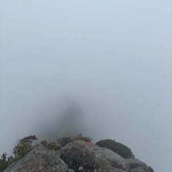 今日は山頂もこんなだし、今日はええかな
天狗岳方面です