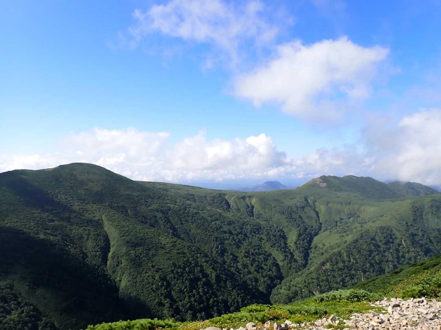 天塩岳と西天塩岳