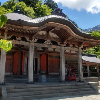 お寺(´・人・`)
