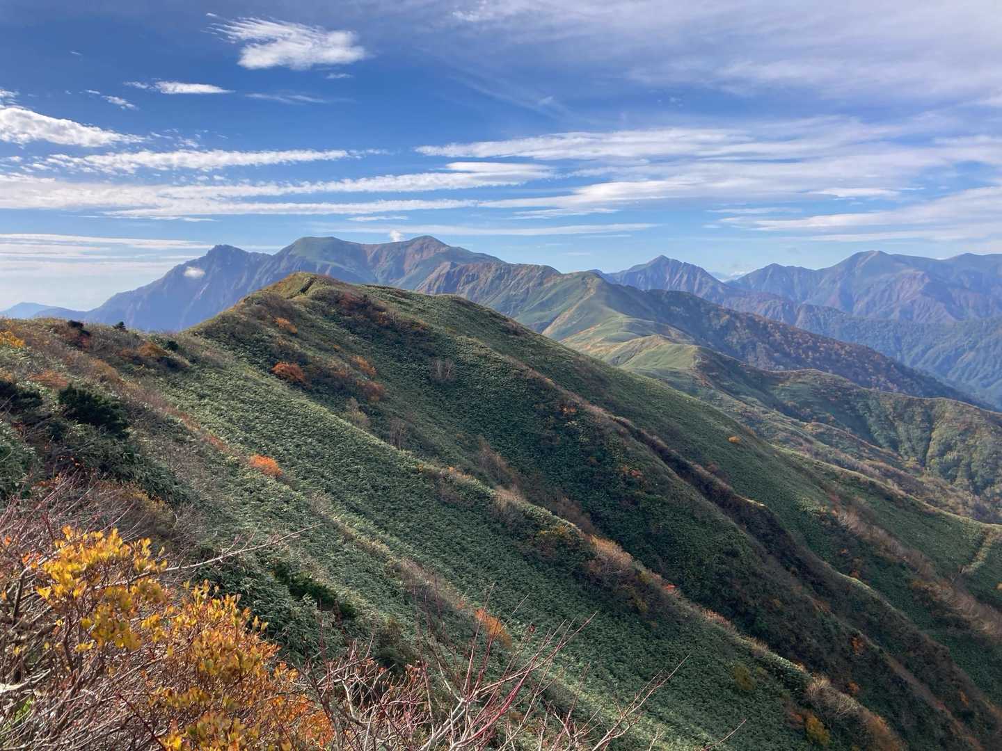 熊穴沢ノ頭-天狗の留まり場-谷川岳-一ノ倉岳-茂倉岳-武能 縦走コースの写真