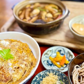 ゴール近くの三八屋でランチ
かなりがっついた笑