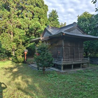 早馬山の山頂。晴れた早朝、清々しい朝で1日が始まる。🙂