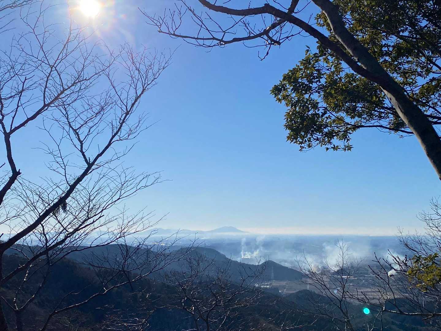 田んぼから煙が上がってた🌪