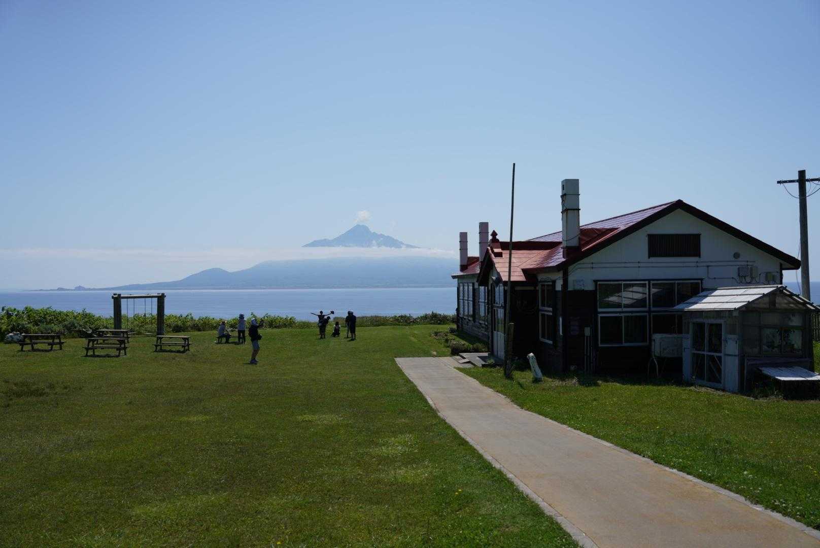 元地灯台-つばめ山-桃岩展望台登山口-礼香寺 縦走コースの写真