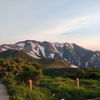 以東岳