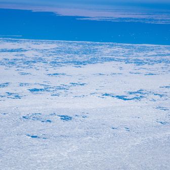 オホーツク海に流氷‼️
人生初👀