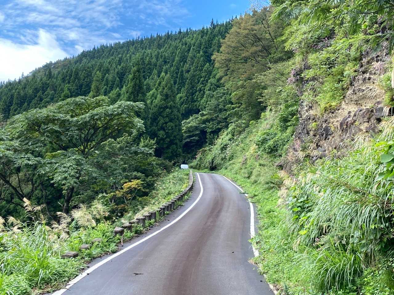 車に到着、登山者には会わず
前半終了(^^)