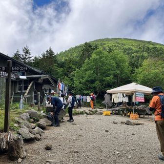 将軍平🪧七合目登山口からの合流地点
山頂は目前🙄