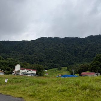 スキー場の中のロードで駐車場まで🚗