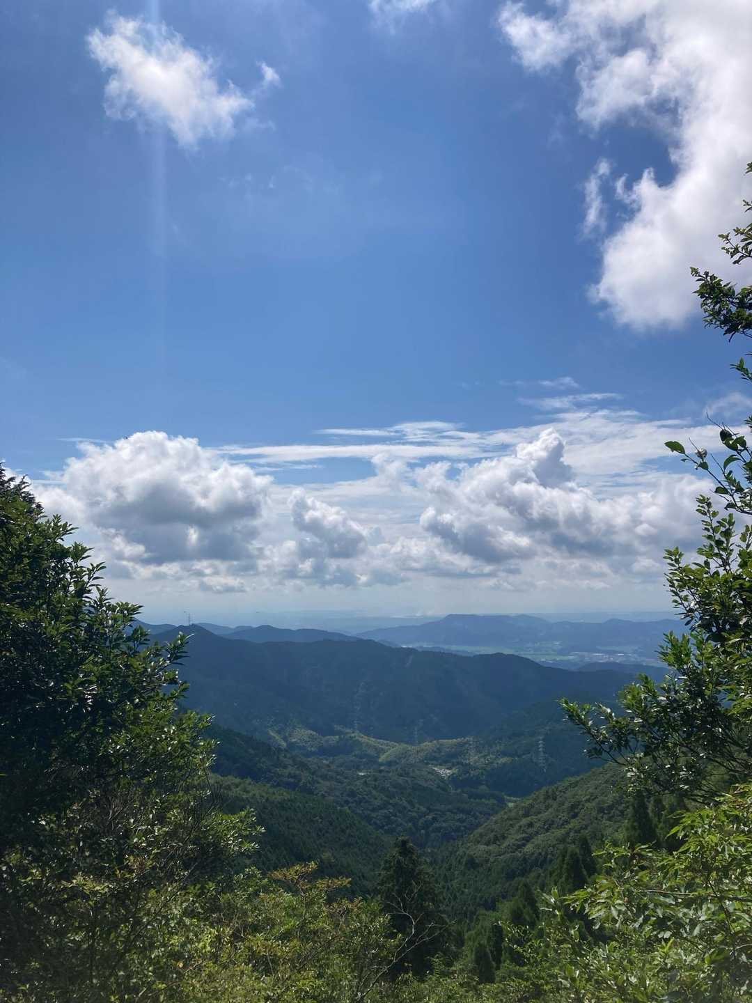 登り始めはいい天気！