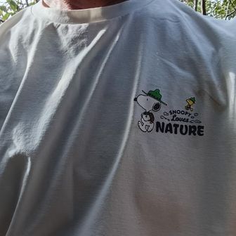 そういえば、今日はスヌーピー着てた😆
最近の愛用ティゴラのスヌーピーコラボTシャツ👕