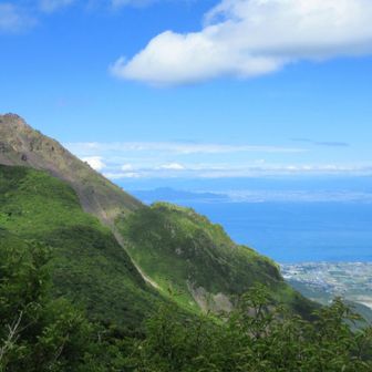 平成新山越しの有明海👍