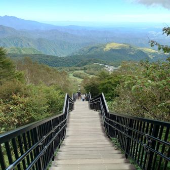 あとは1450段階段を下りまして