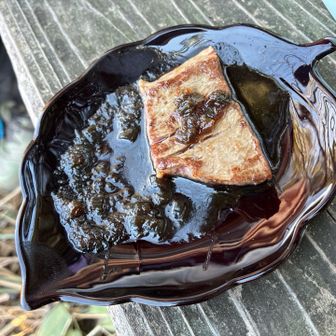 皿まで持ってきたよ🐼✌️

タレにネギが入ってます🤤

めっちゃ美味い😋

リベンジ成功‼️

焼く時の香りが違うね笑

前の肉は…