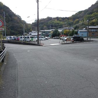 おつかれさまー！
駐車場７割位うまってる💦