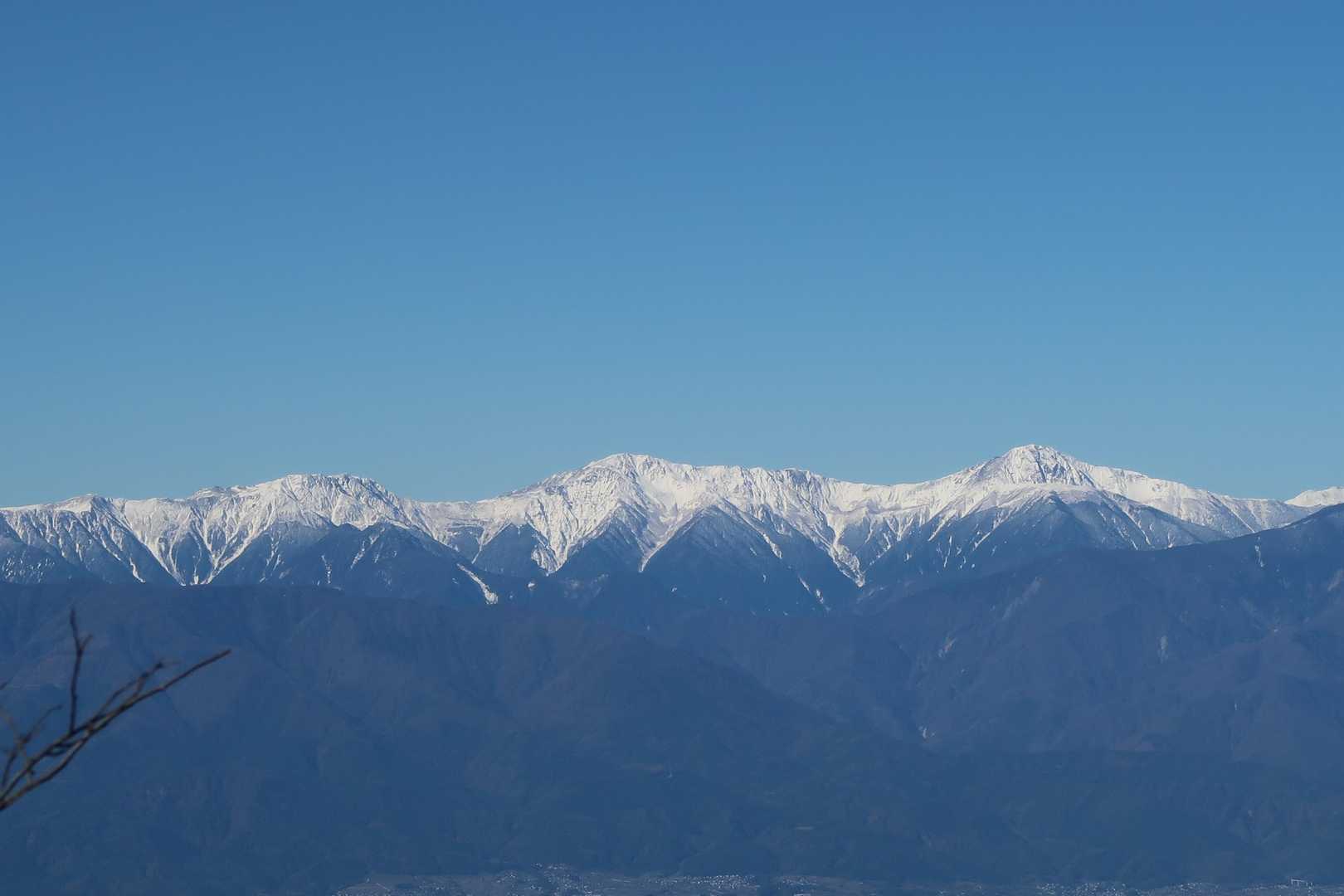 白峰三山🏔*°…☆彡
来年こそね(๑و･ω･)و