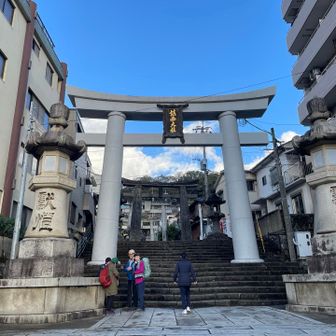 諏訪神社から元気にスタート！