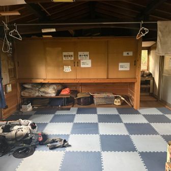 持経の宿。今回は貸切でした。
夜中ピカチュウの運動会が始まりました。