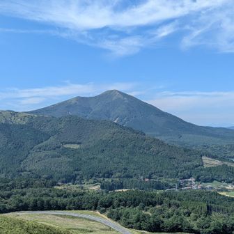 おにぎり山から　涌蓋山が綺麗✨