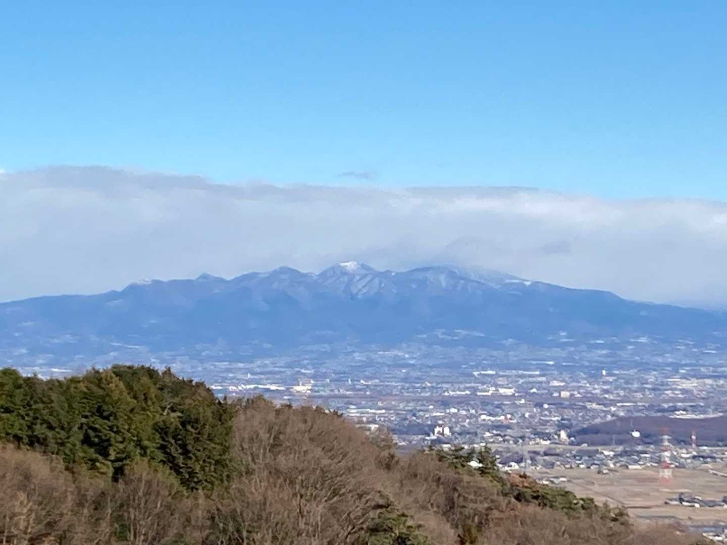 八ヶ岳かと思いきや赤城山でした🤗
山に詳しい人がいるといいね😊