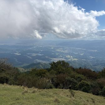 再び山頂に来た🚶
ガス☁️は大分と減ったね✌️