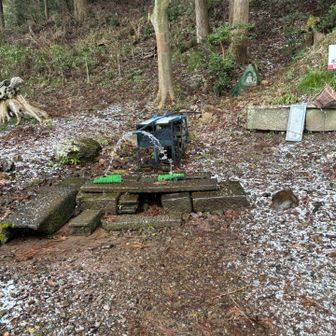 げざーん
酒清水登山口より。このお水が酒清水って言うんだって✨

今日も幸せな１日を、ありがとう❤️