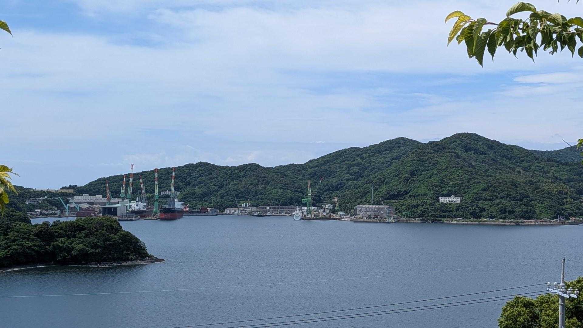 昔よく行った笠戸ドックが見えます。
