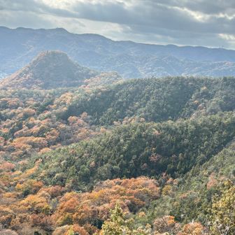 振り返ると和気富士が見えます。