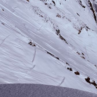 雪が緩んでる💦