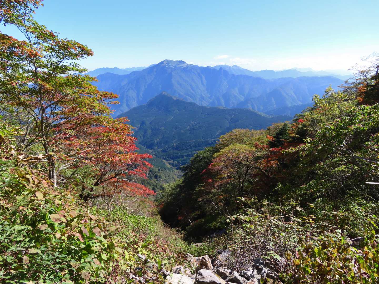 ルンゼからの瓶ヶ森