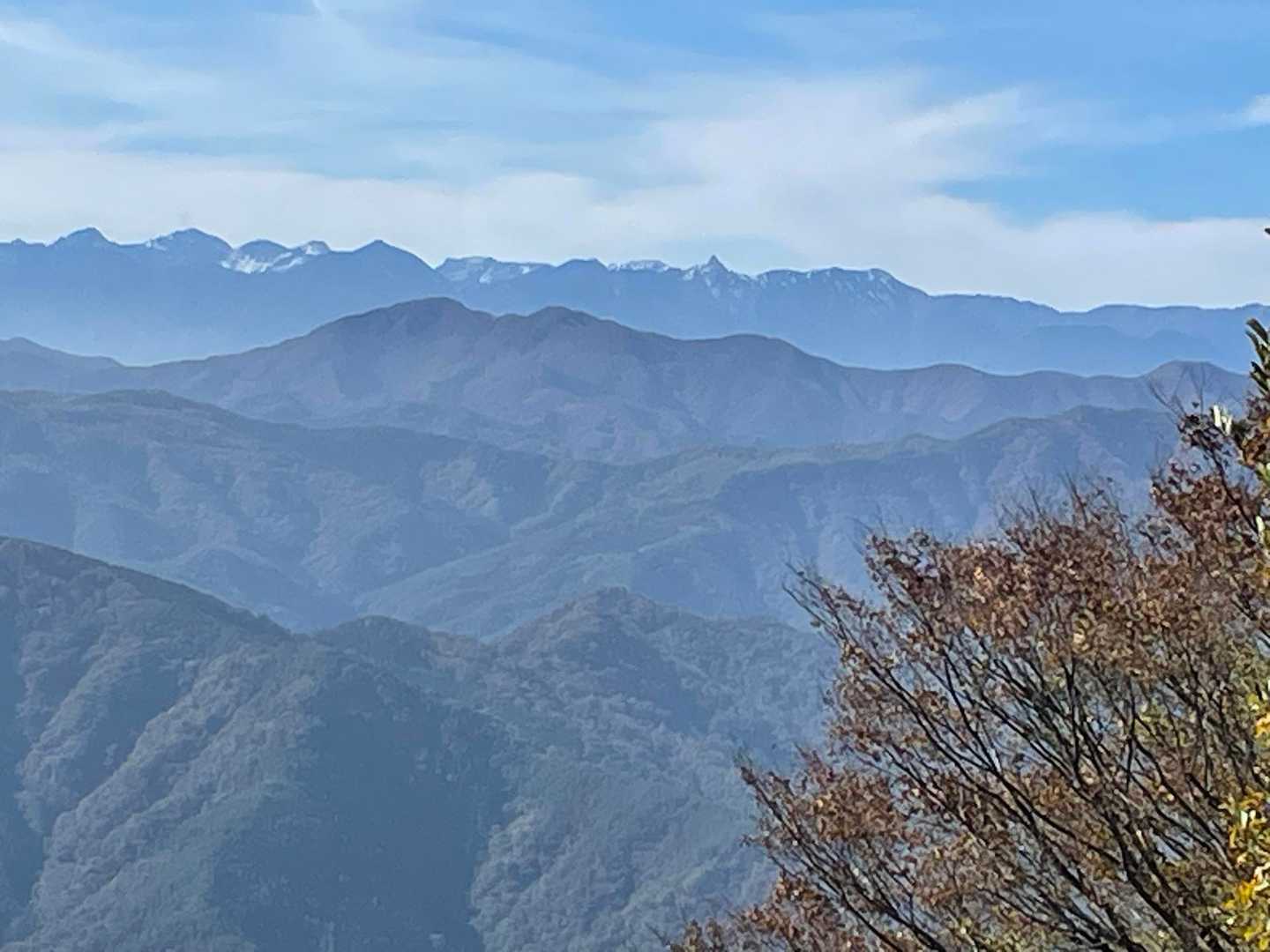 槍さん見ながらお昼🍙