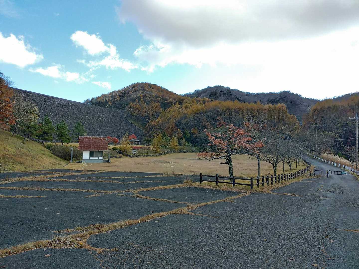 昔はここまで来てよかったのだろうか。