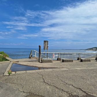 海です。
日本海🌊です。