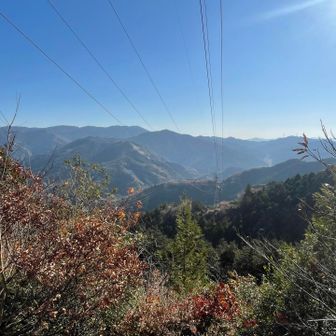 本日1の展望箇所！目の前には本宮山