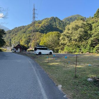 ポツーン…
黒川平駐車場に１台…ゴメン🙏ノア号
