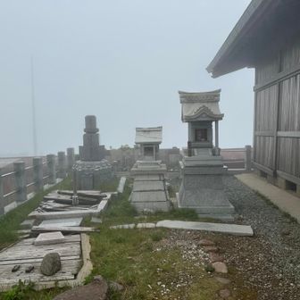 稲荷神社もある