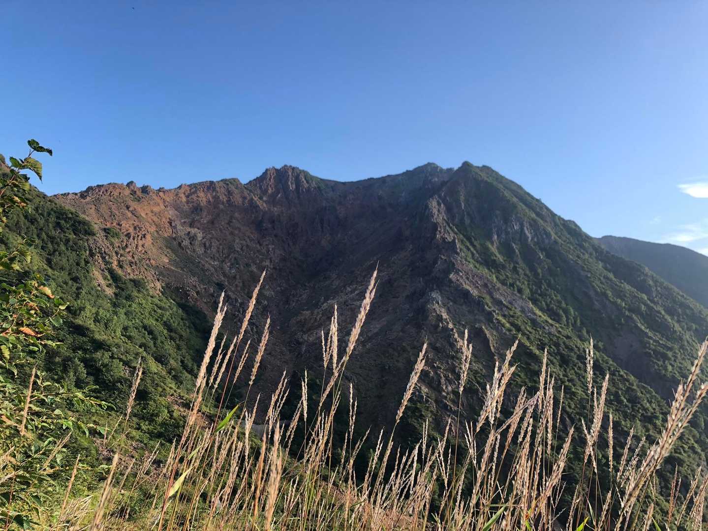 峠の茶屋登山口-朝日岳-1900m峰-三本槍岳-大峠 周回コースの写真