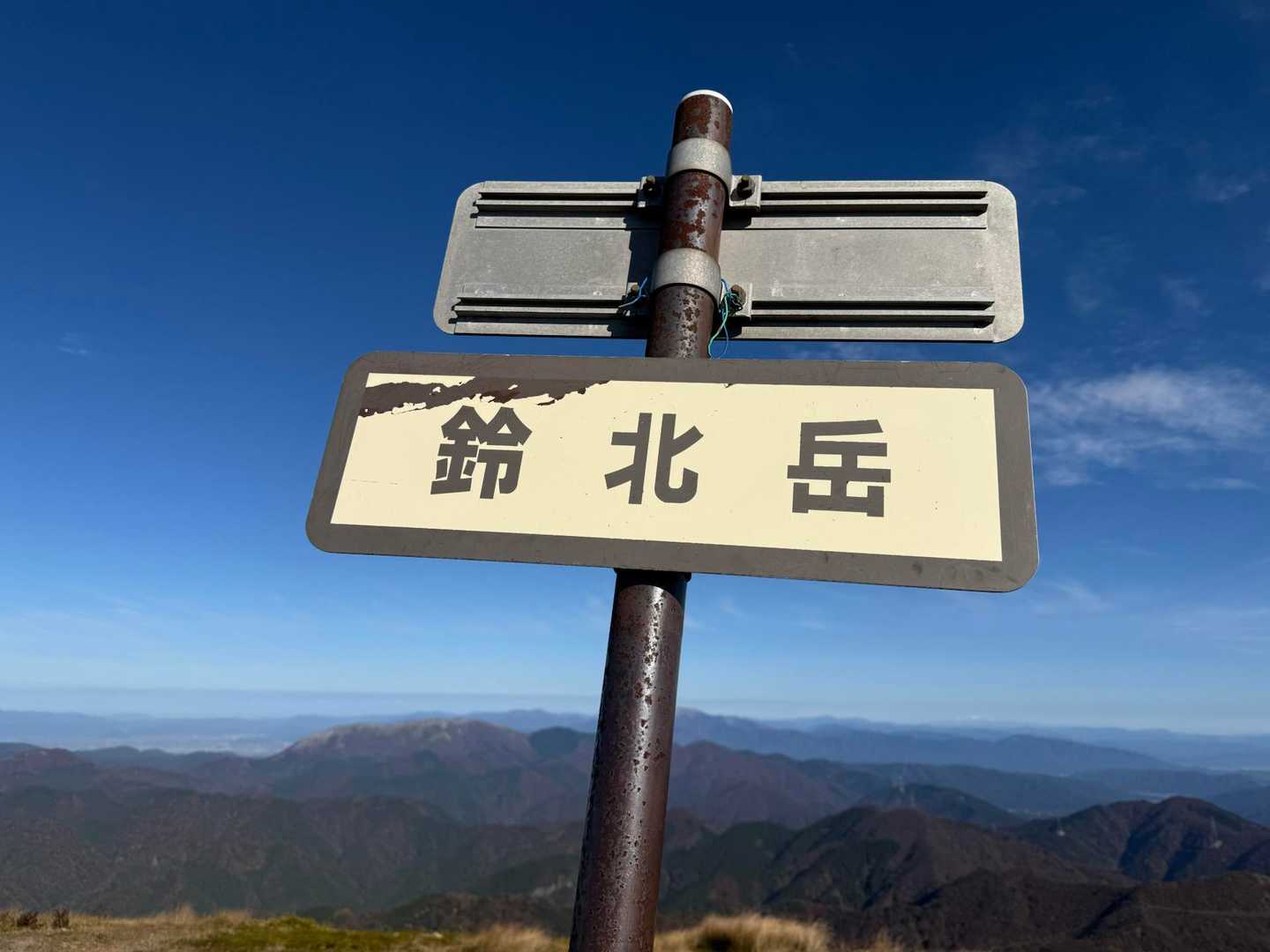 白山も御嶽山も南アルプスまで見渡せる