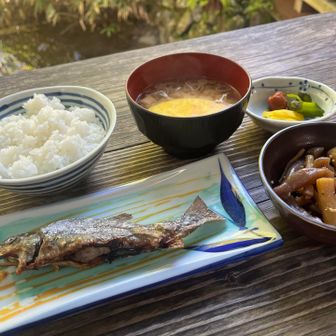 岩魚定食🐟🙏
2,300円