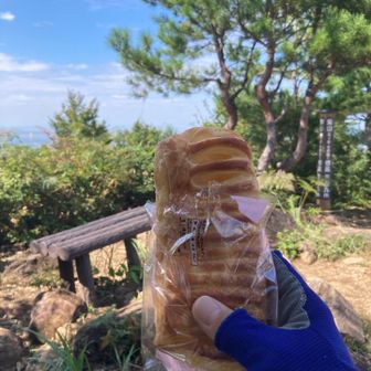 山頂でお昼にしよう