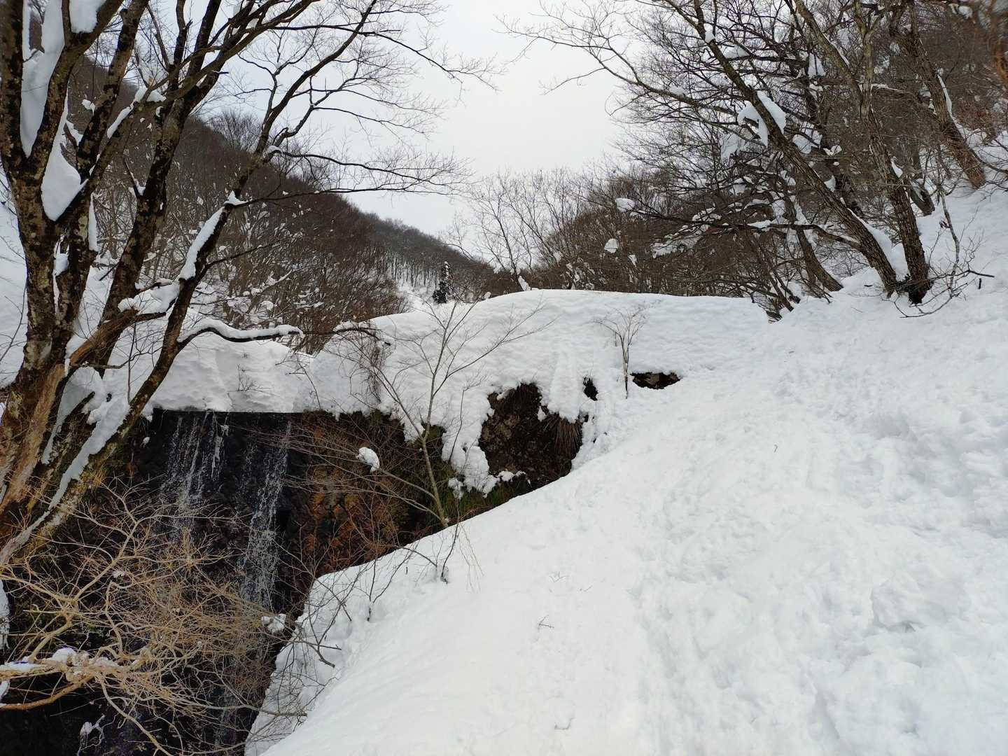 そしてここから先が、赤坂山で最も注意が必要な箇所。