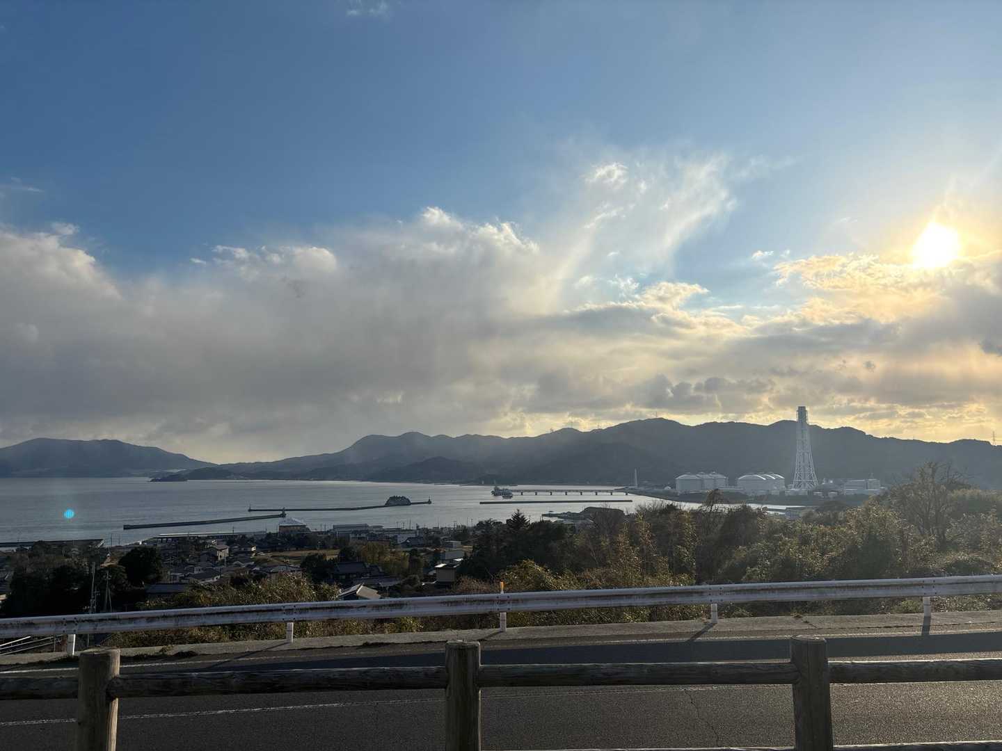最近少しずつ日没時間が遅くなってきたね。
この後茶臼山古墳に少し寄り道して、解散。
今回もありがとうございました！