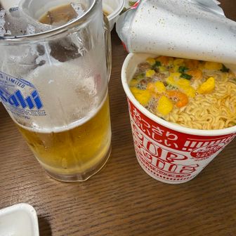 カップラーメン500円🍜